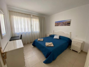 Nice rooms in a shared apartment in the centre of Corralejo Habitaciones en piso compartido